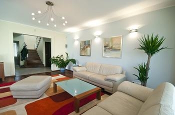 Amenajari apartamente stil modern minimalist canapele
