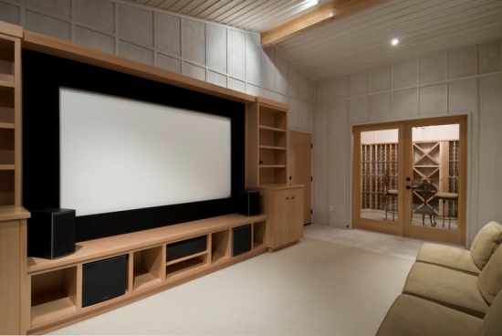 Idei pentru amenajarea unei sali de cinema chiar in intimitatea propriei case  
