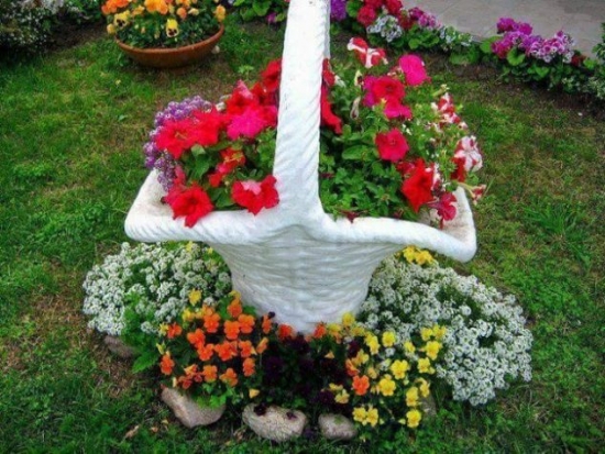 Idei decorare gradina cu flori