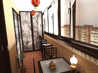Balcon amenajat in stil oriental cu paravan decorativ