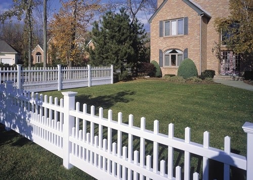 Gard alb din plastic pvc pentru gradina