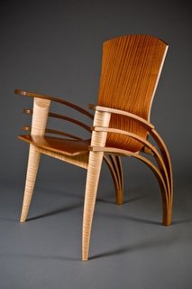 Scaun modern din lemn