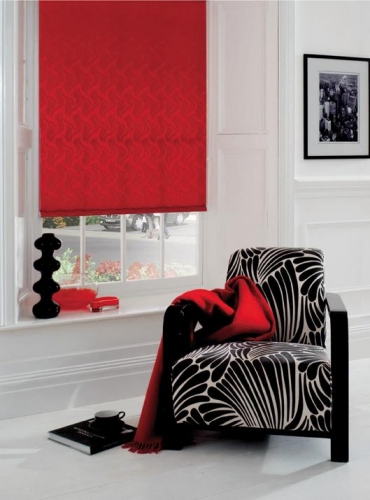 Roleta textila simpla rosie decor fereastra living modern
