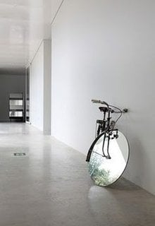 Bicicleta decorativa cu roata de oglinda