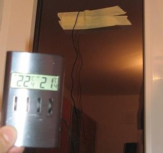 Temperatura masurata in partea de sus la termopane cu termometru cu senzor