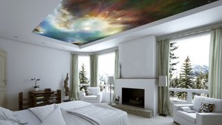 Dormitor complet alb si tapet pe tavan