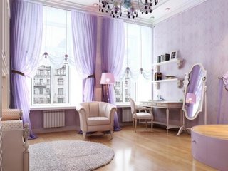 Dormitor luminos cu tapet lila si mobila alba